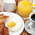 5 أسباب تجعلك تواظب على وجبة الإفطار