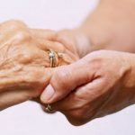 نصائح الجدات من أجل علاقة زوجية طويلة