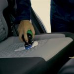 للتخلص من الاتساخات الصعبة في السيارة