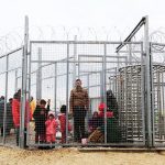 “تقييد حصص التأشيرات” للدول التي ترفض استعادة مواطنيها من طالبي اللجوء