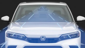 <strong>كاميرا الاستشعار الأمامية</strong> Front Kamira