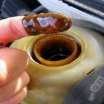 خطورة اختلاط الزيت بالماء داخل المحرك