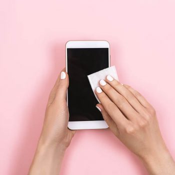 أشياء لا تستخدمها لتنظيف شاشة الهاتف Untitled-1